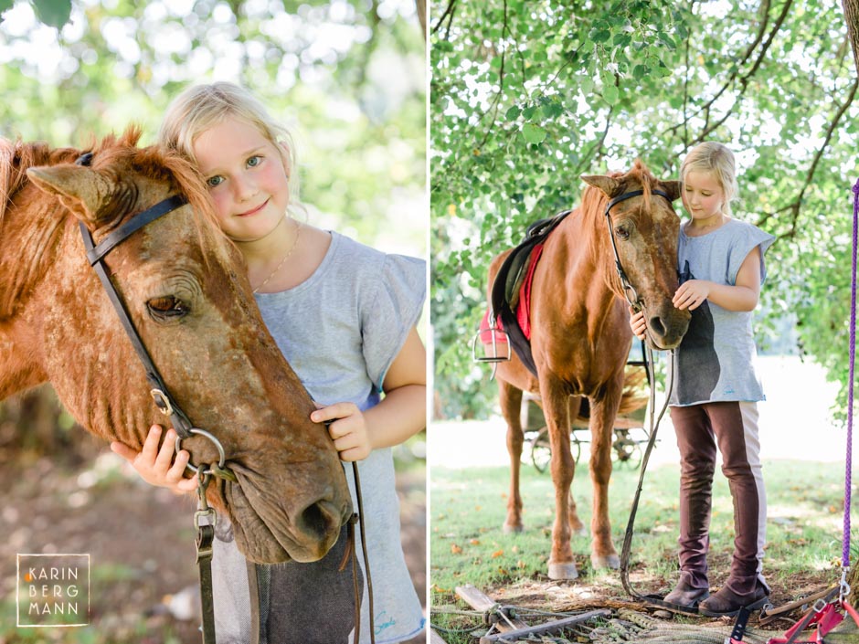 Mädchen liebt ihr Pferd :: © Karin Bergmann