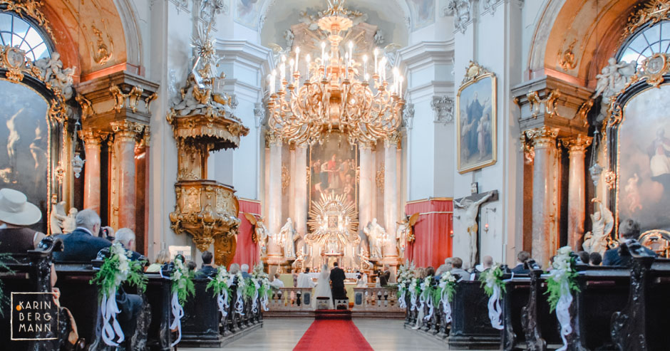 Piaristenkirche Wien, kirchliche Trauung Übersicht :: © Karin Bergmann