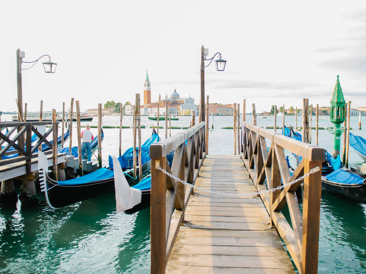 expressive photo of the lagoon city Venice, Italy :: photo copyright Karin Bergmann